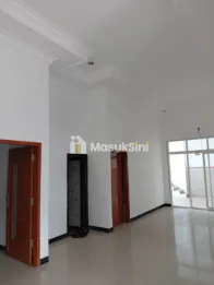 RUMAH SIAP HUNI LOKASI STRATEGIS BURING