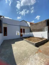 RUMAH SUBSIDI MODERN LOKASI DI KREBET BULULAWANG