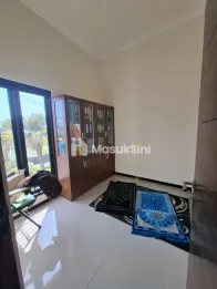 RUMAH VILLA MINIMALIS LOKASI KOT BATU DEKAT KAMPUS UMM - HARGA 850 JUTA
