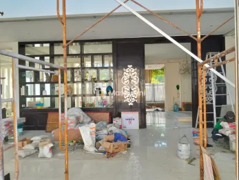 Sewa Rumah Mewah 2 Lantai di Laguna Palm Beach Kota Surabaya Lokasi : Lagun