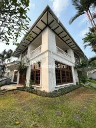 Turun harga rumah kokoh terawat siap huni di pondok indah jakarta selatan