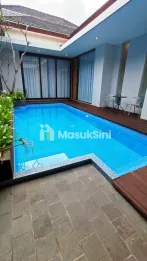 Villa Dijual Dilengkapi Private Pool Jl Puri Indah Kota Batu