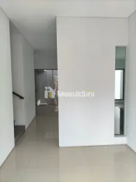 Royal residence bagus terawat