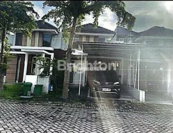 Rumah nyaman, area tengah kota Malang
