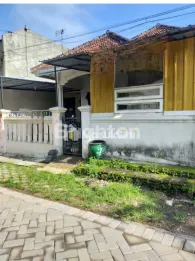 Rumah nyaman, area tengah kota Malang