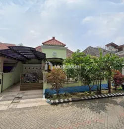 Rumah nyaman, area tengah kota Malang