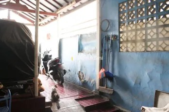 RUMAH TUA LOKASI STRATEGIS DI MENTENG DALAM, COCOK UNTUK INVESTASI