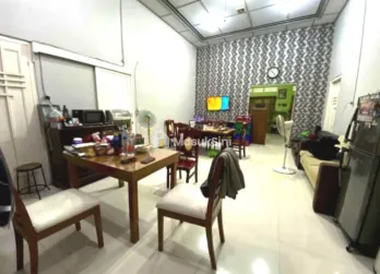 Rumah Usaha Dijual Jl Dr. Cipto Kota Madiun