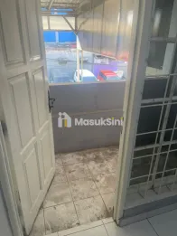 Di Jual Ruko murah Wilayah Jakarta Timur Bangunan Baru di renovasi 2 tahun