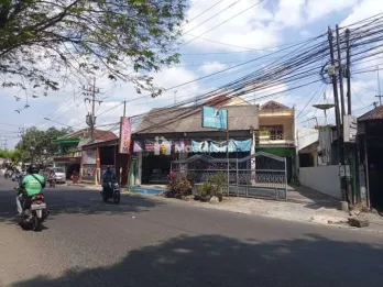 Dijual Rumah Kos+Toko Poros Jl Raya Sumbersari Kota Malang