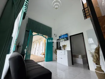 Dijual Rumah Villa Full Furnished di Jl Abdul Ghani Kota Batu