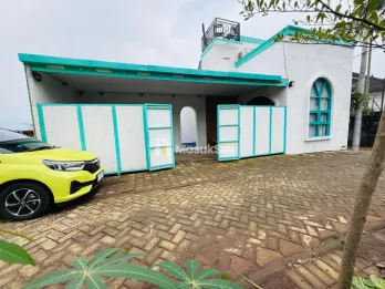 Dijual Rumah Villa Full Furnished di Jl Abdul Ghani Kota Batu