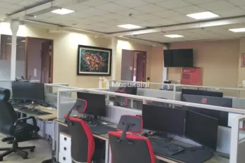 Gedung 3 Lantai dan Gudang Raya Tandes Tanjungsari Surabaya Pusat