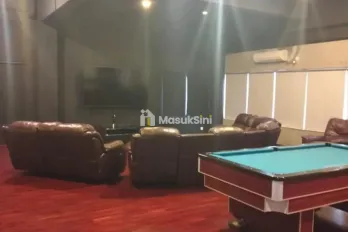 Gedung 3 Lantai dan Gudang Raya Tandes Tanjungsari Surabaya Pusat