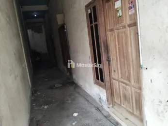 Jual cepat, kos kosan dan bangunan cocok untuk toko