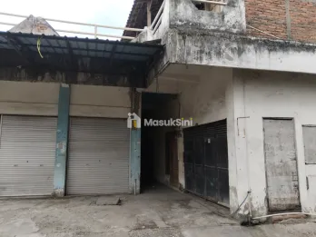 Jual cepat, kos kosan dan bangunan cocok untuk toko