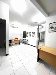 Rumah Usaha Eks Showroom Bengkel Resmi Raya HR Muhammad