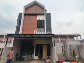 Town House Scandinavia Bambu Apus Jakarta Timur