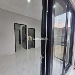 Town House Scandinavia Bambu Apus Jakarta Timur