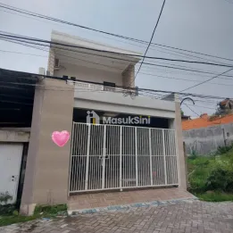 Di jual rumah semampir tengah VIA