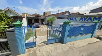 DIJUAL RUMAH HUNIAN ASRI HALAMAN LUAS (NGANTONG) &ndash; HARGA MURAH!
