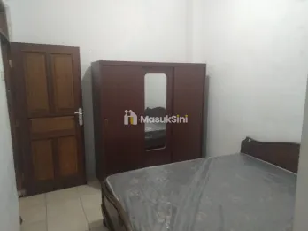 Disewakan rumah 2 lantai