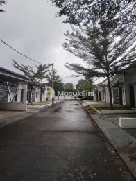 RUMAH DALAM CLUSTER SIAP HUNI SELANGKAH KE BOMANG DAN CIBINONG