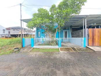 Rumah Disewakan Full Furnished di Perum Exclusive Kebalenan Banyuwangi