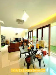 RUMAH MODERN SIAP HUNI ARAYA