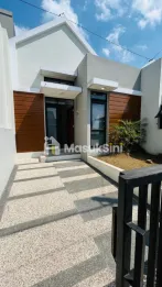 RUMAH MURAH MINIMALIS SIAP HUNI RIVER FRONT