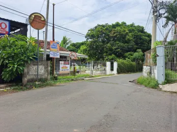 Tanah hook pusat kota dekat stadion Banyuwangi