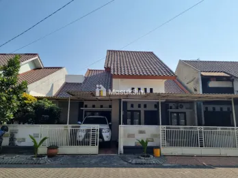 Butuh cepat! Dijual rumah Lok. sulfat utara one gate, Malang