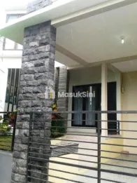 Dijual Rumah 2 Lantai di Perum De Cassablanca Residence Cemorokandang