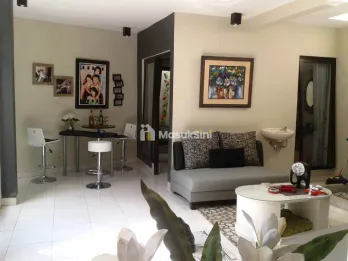 Dijual Rumah 2 Lantai di Perum De Cassablanca Residence Cemorokandang