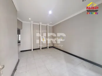 DIJUAL RUMAH 2 LANTAI JLN MENDUT &ndash; TAMANBARU, BANYUWANGI