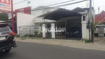 DIJUAL RUMAH BAGUS 2 LANTAI SIAP HUNI, LOKASI PREMIUM MALANG