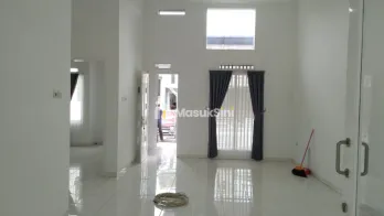 DIJUAL RUMAH CANTIK PERMATA JINGGA KOTA MALANG