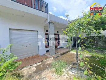 Dijual Rumah Hook 2 Lantai di Banyuwangi Baru