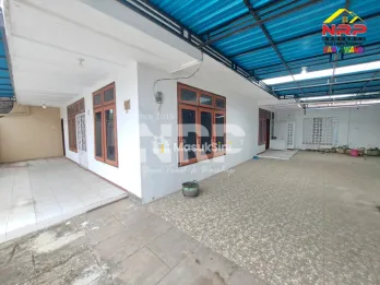 DIJUAL RUMAH KLASIK DI PENGANJURAN BANYUWANGI