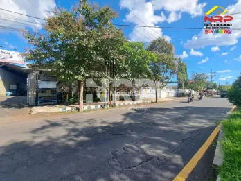 Dijual Rumah Megah 2 Lantai di Tepi Jl. Gajah Mada &ndash; Banyuwangi