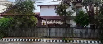 Jual PEMILIK BUTUH JUAL SEGERA RUMAH DI BUNGA BUNGA