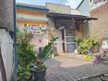 Jual Cepat, Nego Serius - Rumah Pinggir Jalan Utama Cocok Untuk Usaha