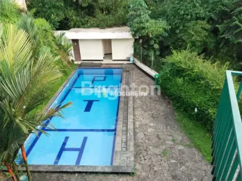 PAMOYANAN TOWN HOUSE RUMAH ASRI UDARA SEJUK SUASANA VILLA DI TENGAH KOTA