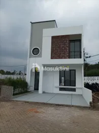 Rumah 3 Lantai Harga 1 Lantai Lokasi Sekarpuro Samping Tol Malang
