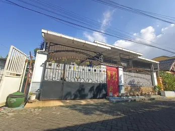 Rumah Candi Panggung dekat Soehat dan RRI Malang