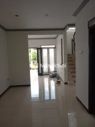 Rumah Dua Lantai Siap Huni di Green Hills Residence – Karang Ploso, Malang