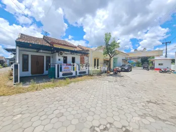 Rumah hook perum dekat SD Model Banyuwangi