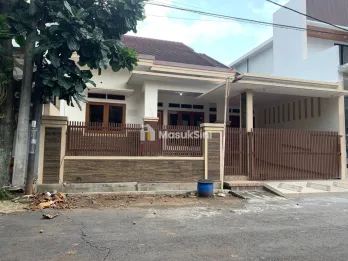 Rumah LT 249m2 di Jl Saxophone dekat Unibraw Malang
