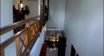 Rumah Mewah Griya Shanta dekat POLINEMA