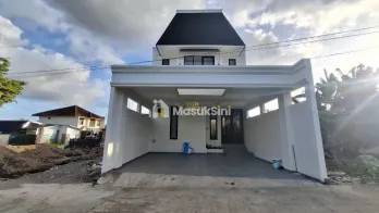 RUMAH MEWAH SIAP HUNI FULL FURNISHED DALAM RING ROAD MAGUWOHARJO
